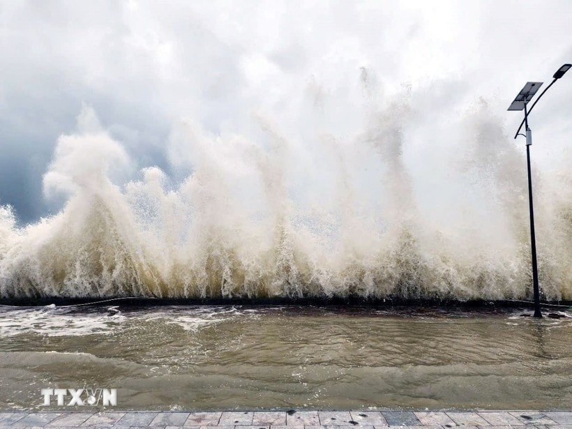 Sẵn sàng ứng phó với bão trên Biển Đông. (Ảnh minh họa: TTXVN)
