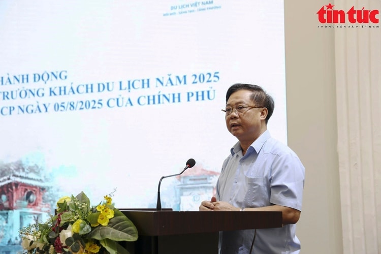pham-van-thuy.jpg