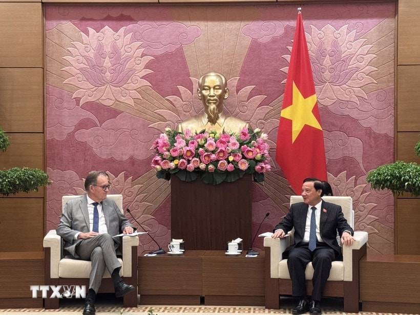 pho-chu-tich-quoc-hoi.jpg