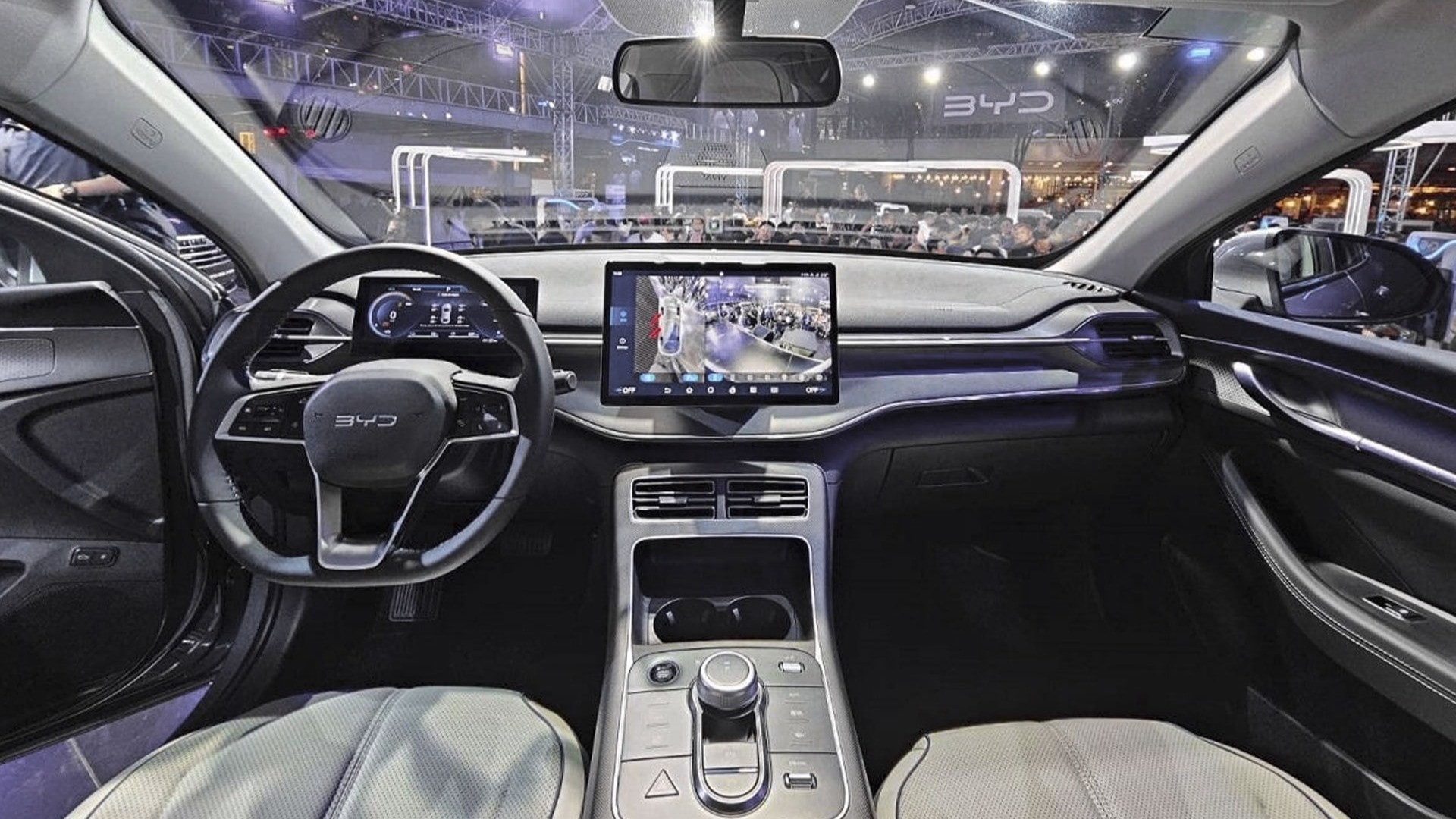 noi-that-byd-seal5.jpg