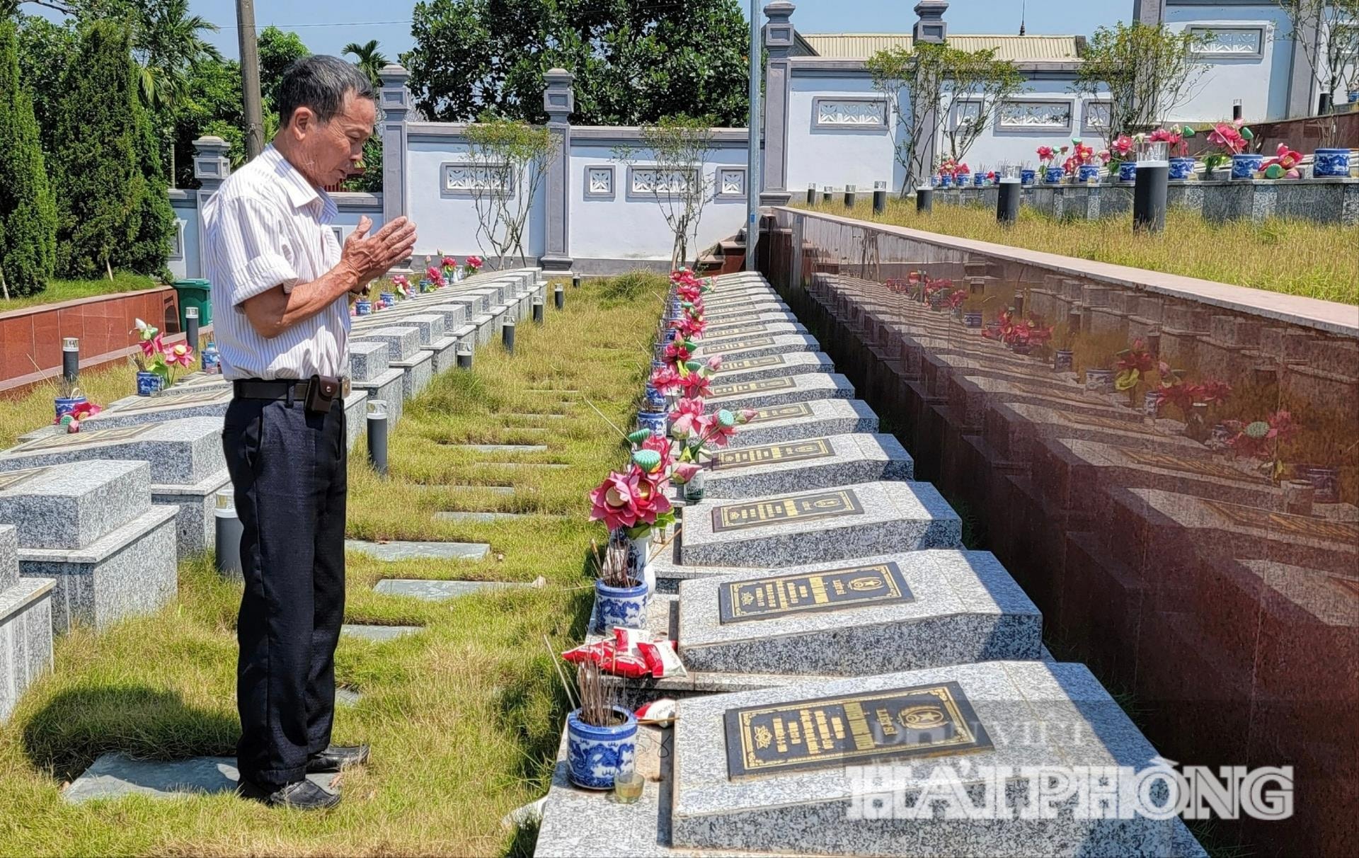 ong-tuyet(1).jpg