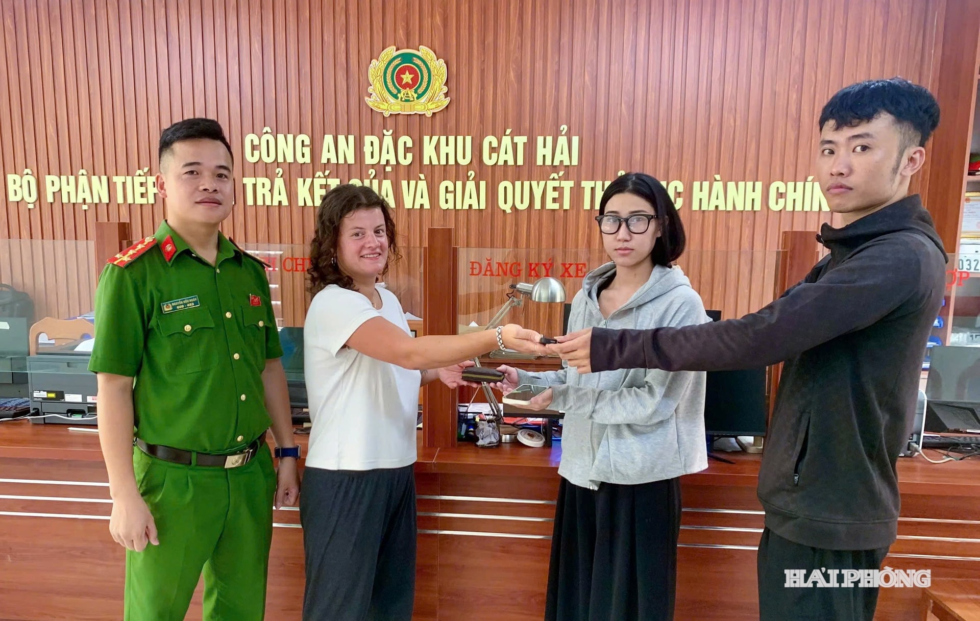 cat-ba1.jpg