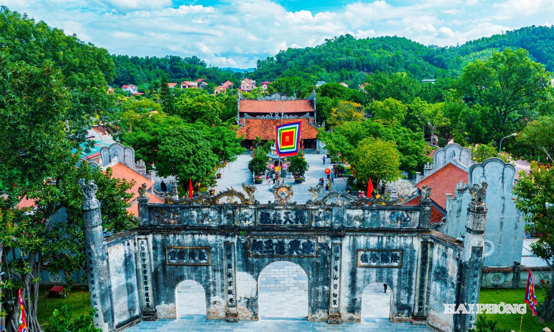 ket-noi-khong-gian-di-san.jpg