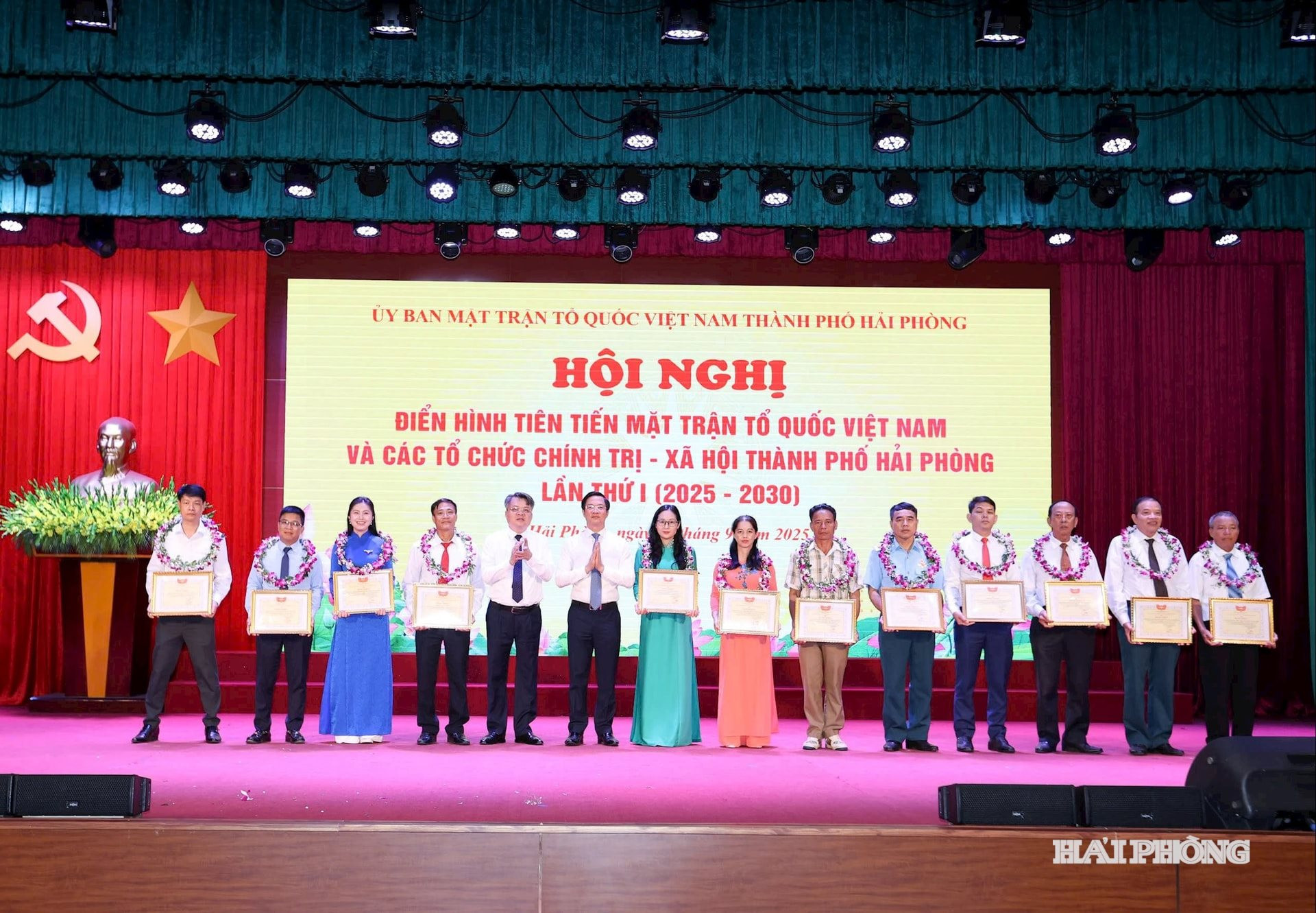 lanh-dao-uy-ban-mat-tran-to-quoc.jpg
