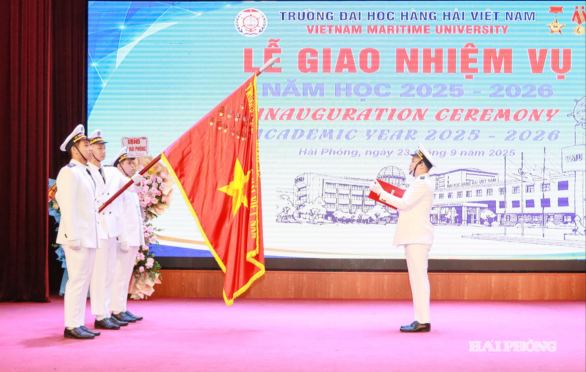 Nghi thức tuyên thệ của các tân sinh viên