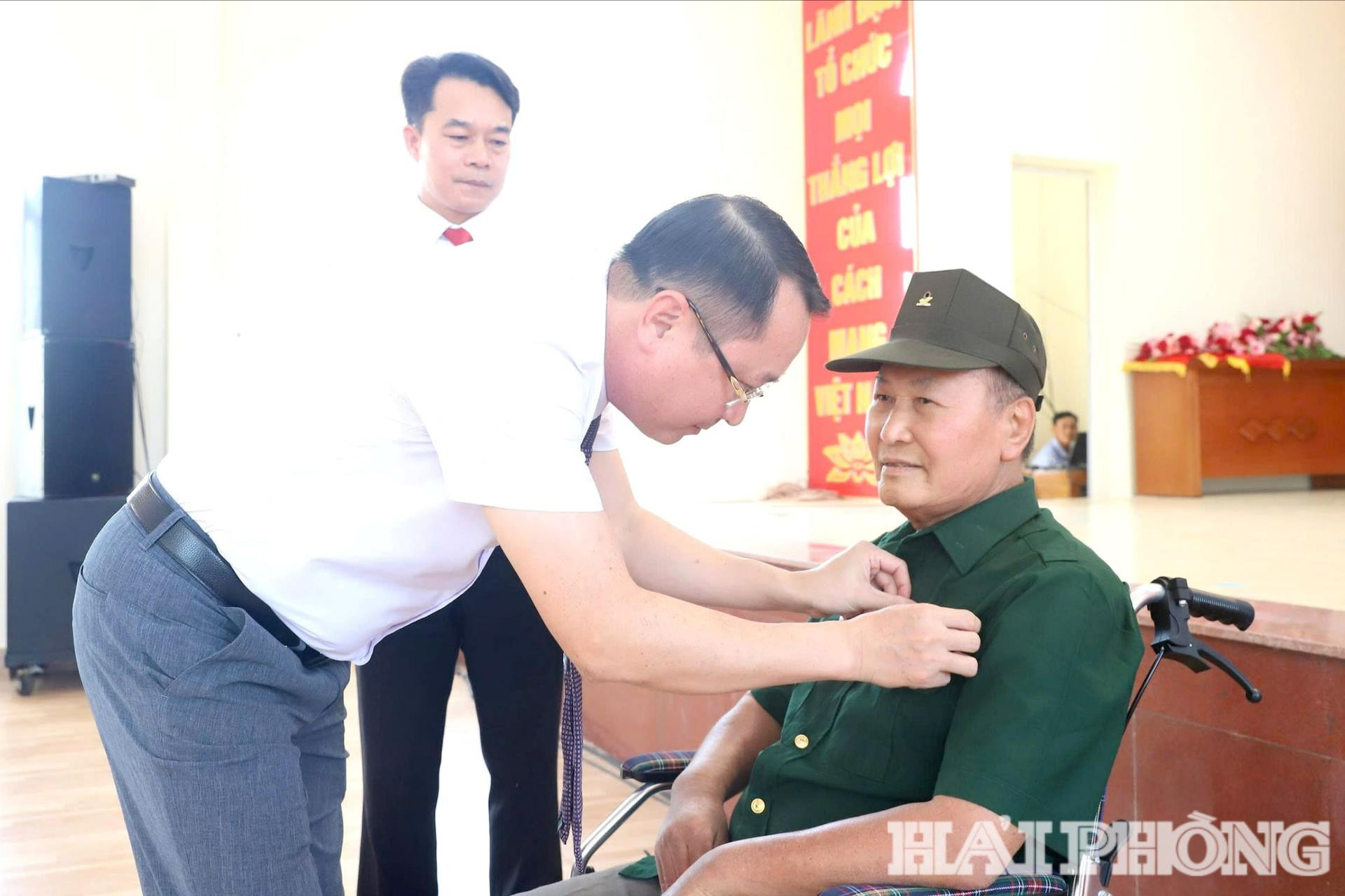 huy-hieu-dang-2-(1).jpg