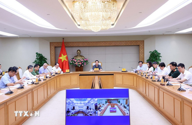 Phó Thủ tướng Trần Hồng Hà chủ trì cuộc họp. (Ảnh: Văn Điệp/TTXVN) ttxvn-thu-tuong-tran-hong-ha-hop-ve-phat-trien-nha-o-xa-hoi-8295601.jpg
