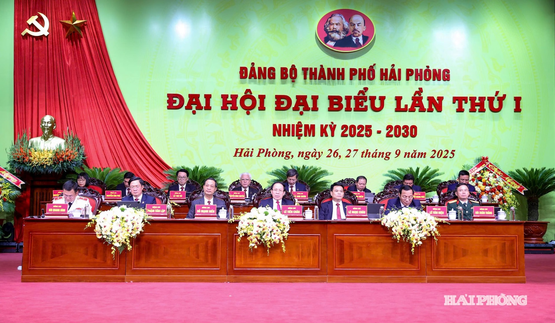 lanh-dao(1).jpg
