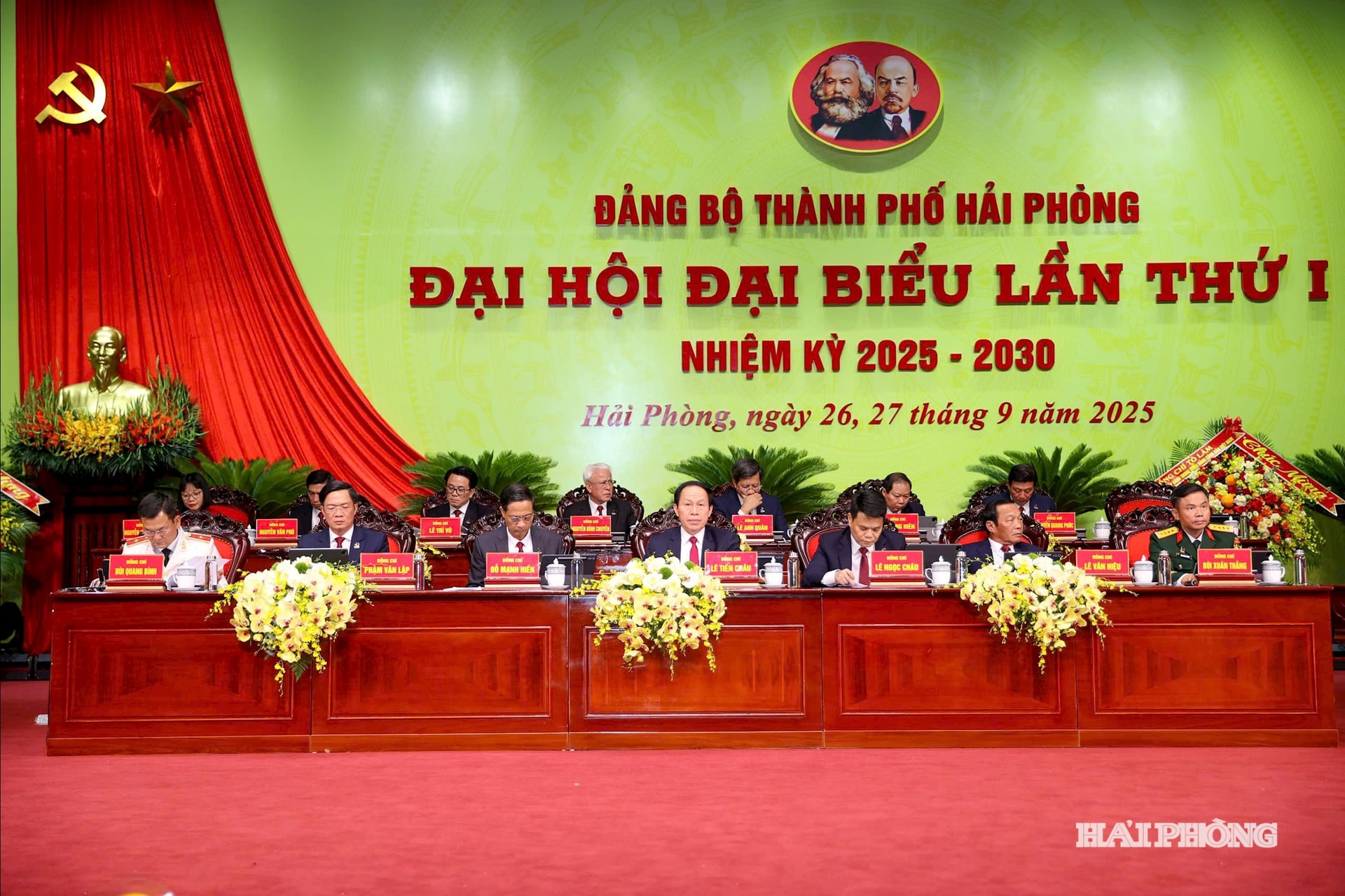 dai-hoi-1.jpg