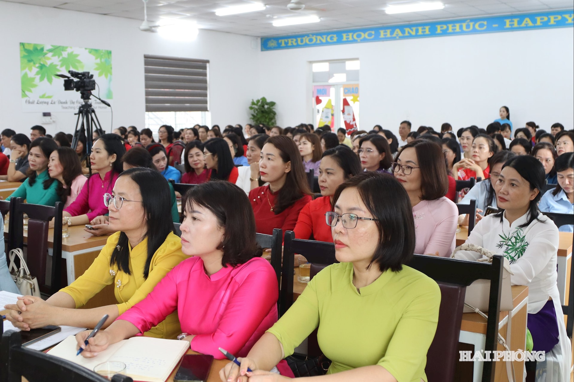 chuyen-de1.jpg