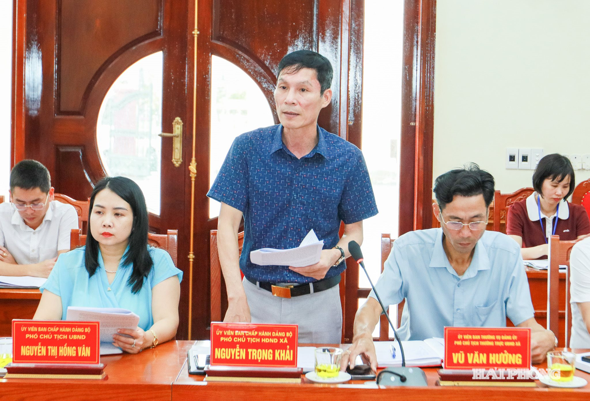 Các đại biểu phát biểu ý kiến