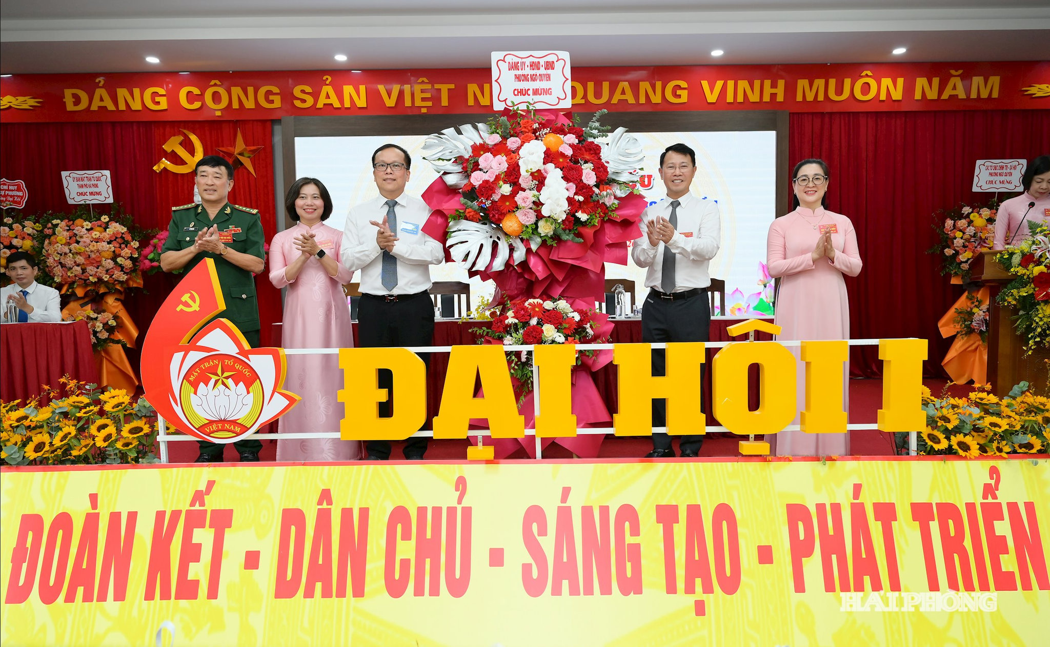mat-tran-ngo-quyen 1
