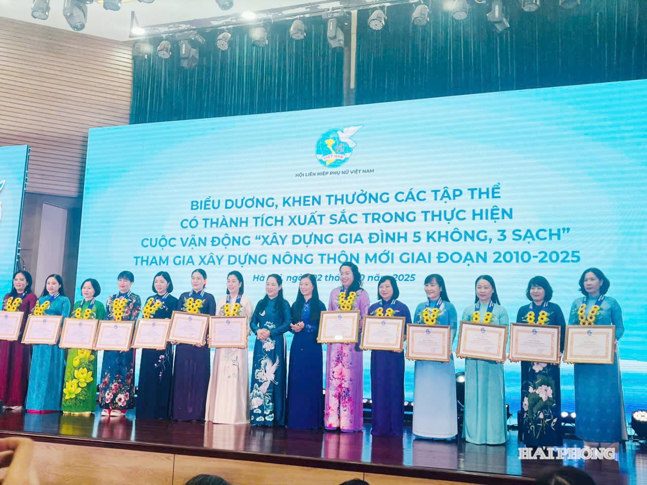 chi-hang1.jpg