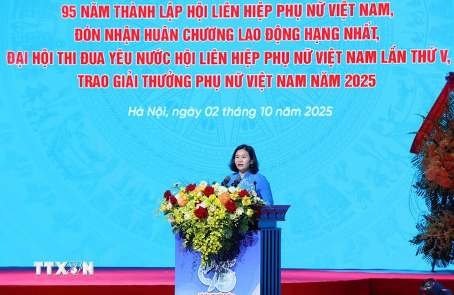 Đồng chí Nguyễn Thị Tuyến, Ủy viên Trung ương Đảng, Chủ tịch Hội Liên hiệp Phụ nữ Việt Nam phát biểu tại Lễ kỷ niệm. (Ảnh: Phương Hoa/ TTXVN) ttxvn-0210-tong-bi-thu-hoi-lien-hiep-phu-nu-viet-nam-3.jpg