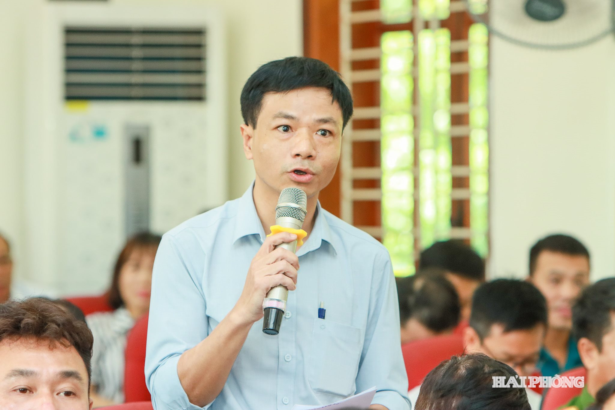 Cữ tri xã Kiến Hải phát biểu
