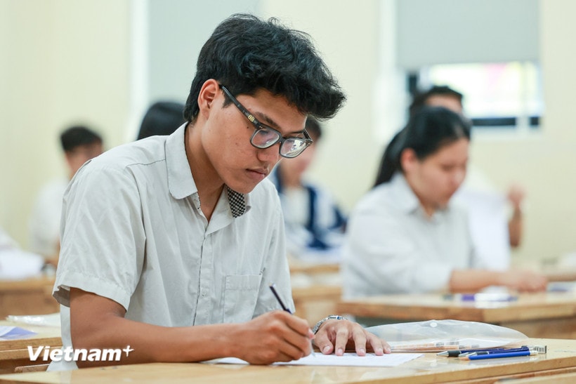 Thí sinh dự thi Tốt nghiệp Trung học phổ thông. (Ảnh: PV/Vietnam+)