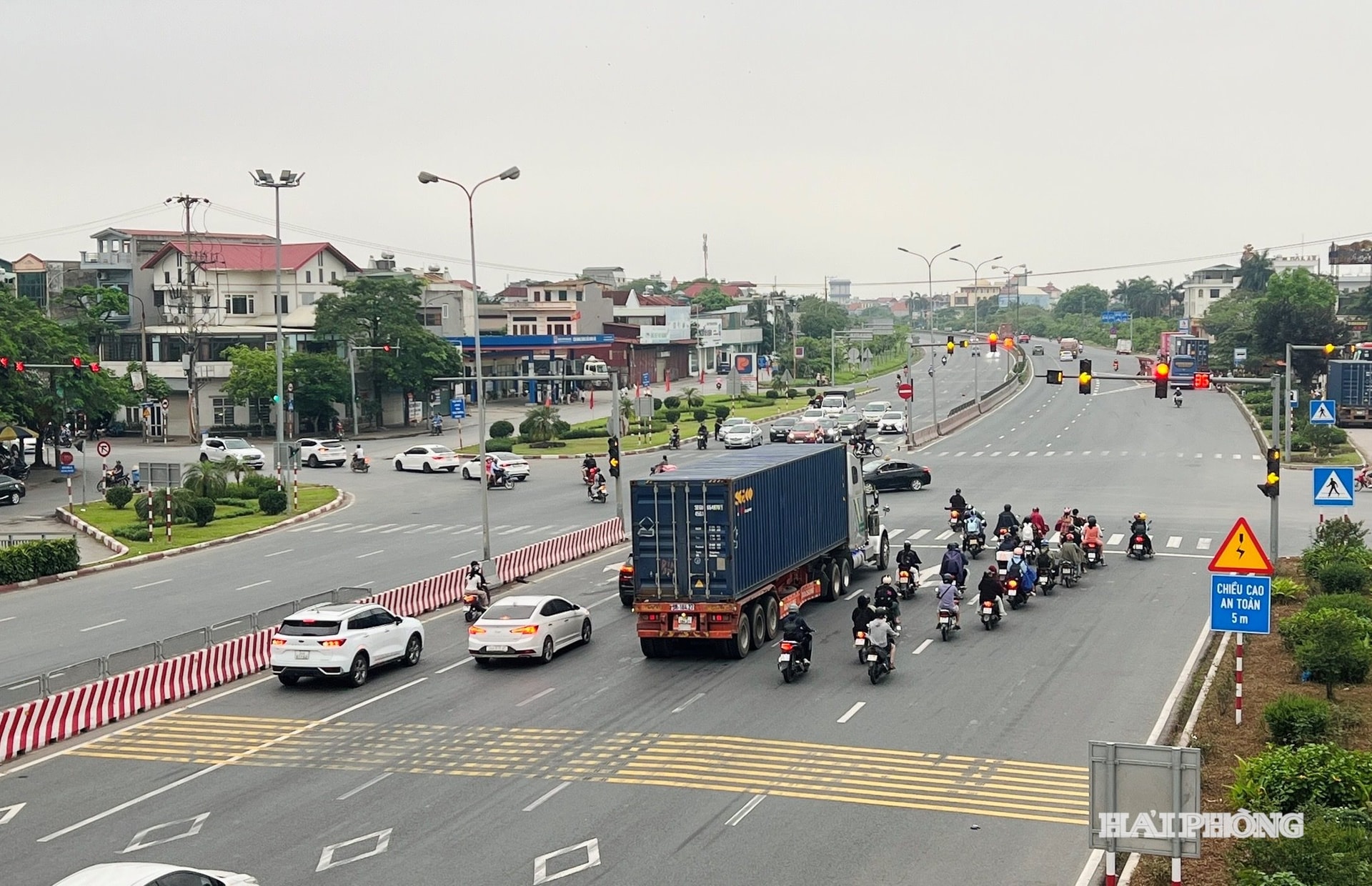 giao-thong(1).jpg