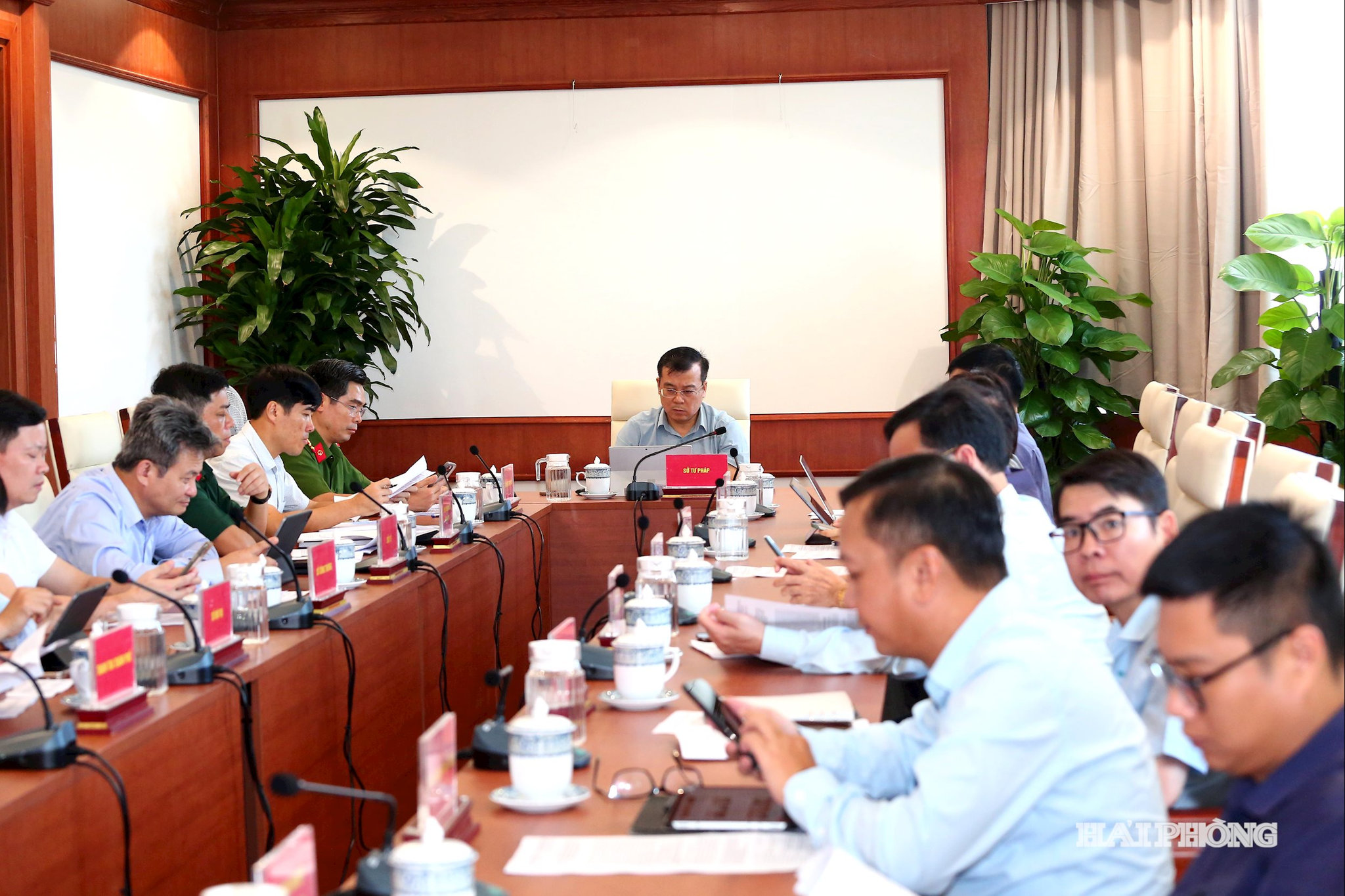Hội nghị trực tuyến Báo cáo kết quả triển khai nhiệm vụ 8 tháng năm 2025 của Hội đồng phối hợp phổ biến, giáo dục pháp luật, hội đồng phối hợp liên ngành về trợ giúp pháp lý trong hoạt động tố tụng và nhiệm vụ trọng tâm 4 tháng cuối năm - điểm cầu thành phố Hải Phòng
