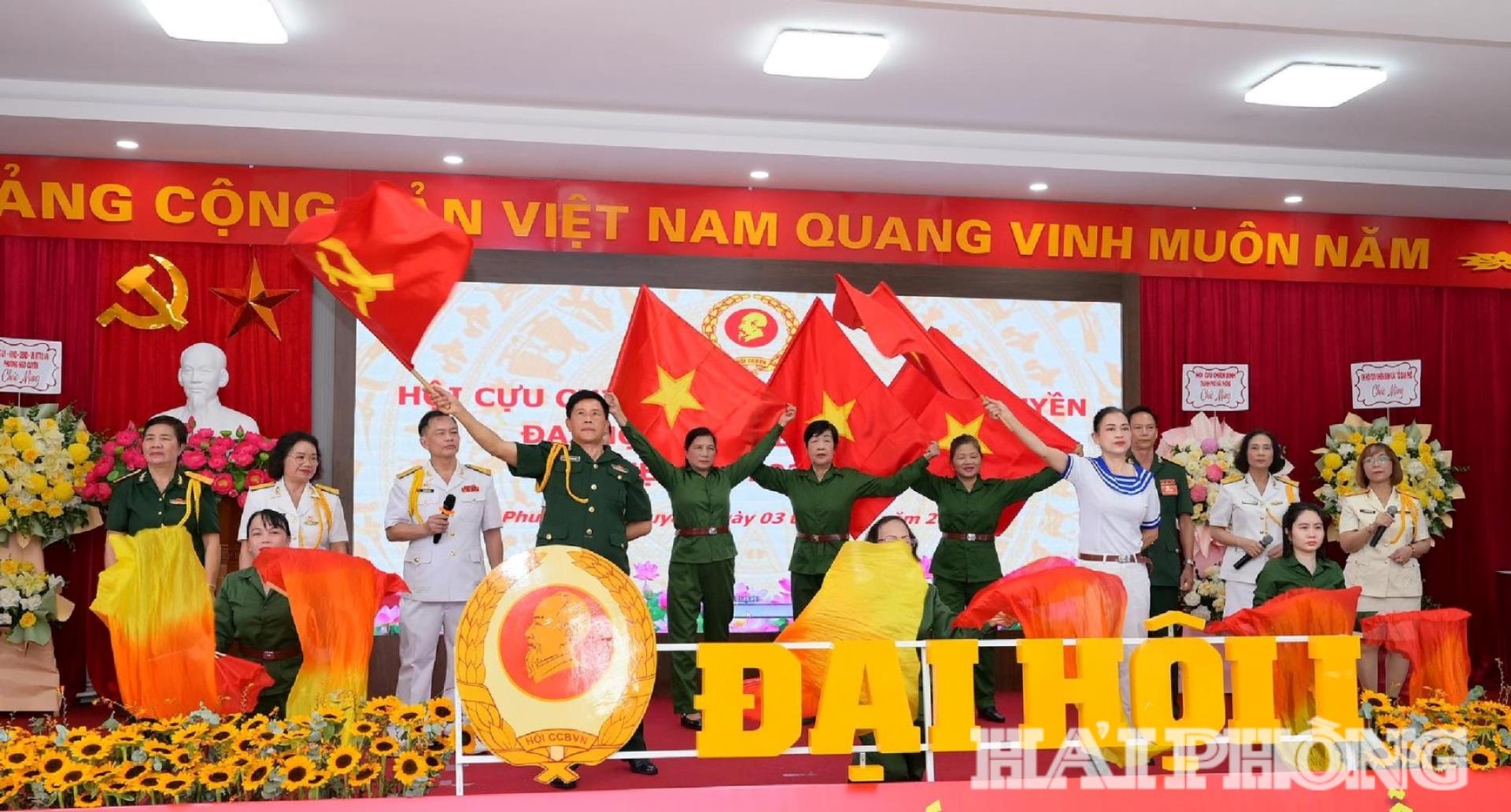 cuu-chien-binh-ngo-quyen