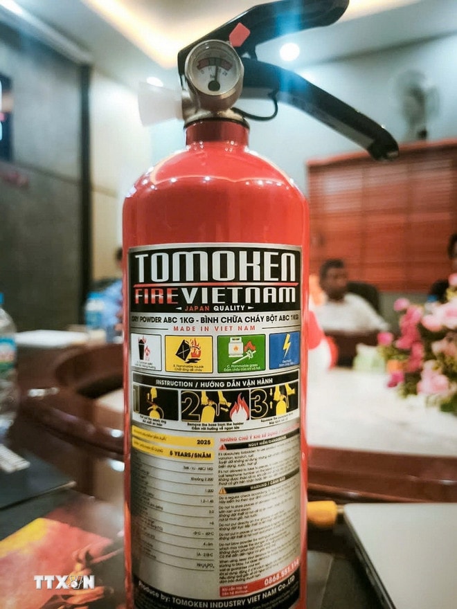 tomoken-binh-chua-chay.jpg