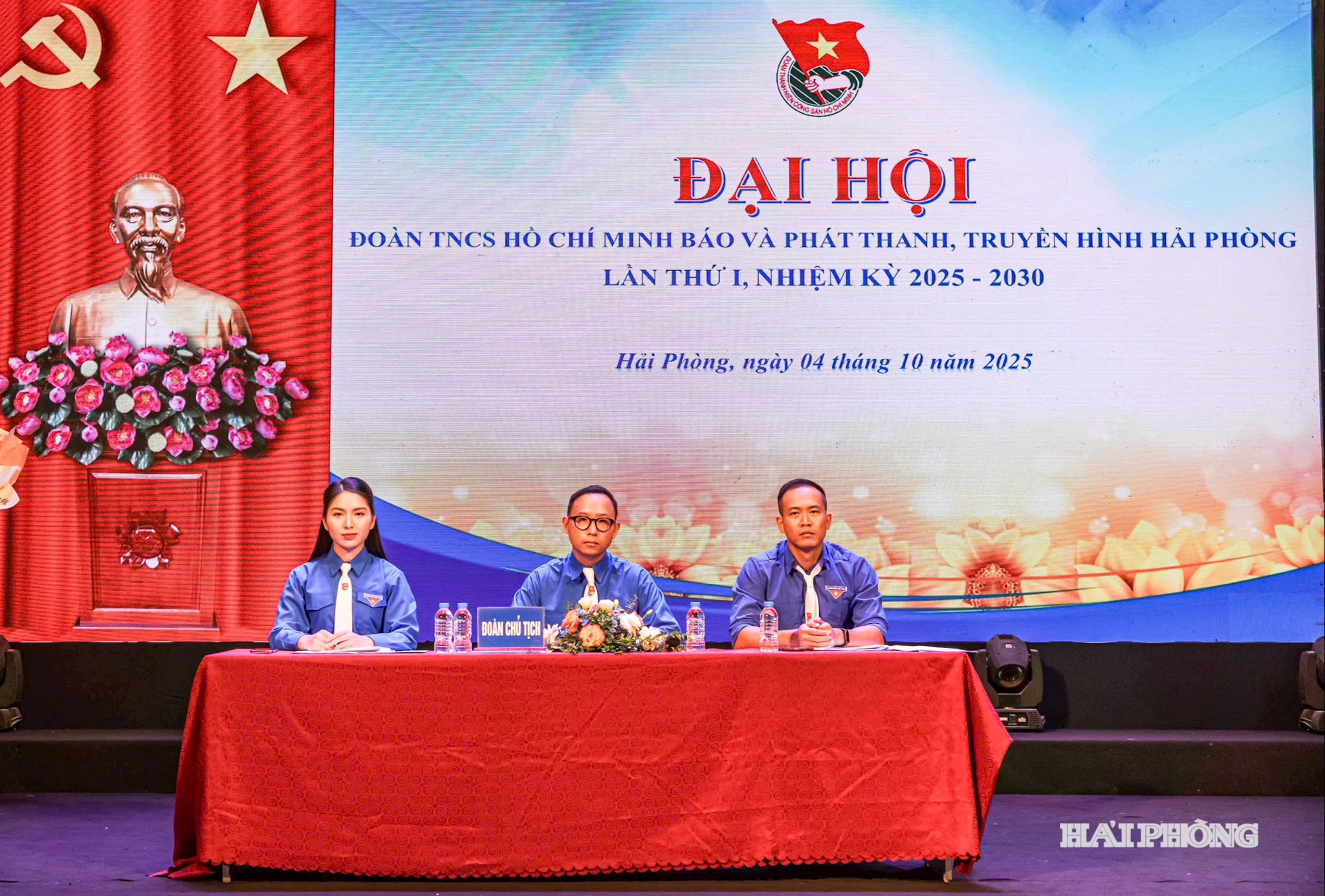 Đoàn Chủ tịch điều hành đại hội
