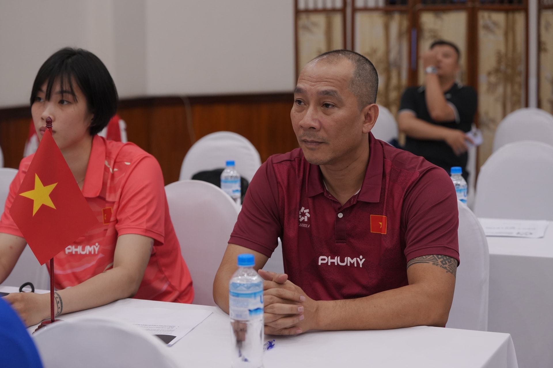 Hàng loạt sao bóng chuyền Việt Nam vắng mặt ở giải đấu lớn, HLV Tuấn Kiệt gặp khó khăn - Ảnh 2.