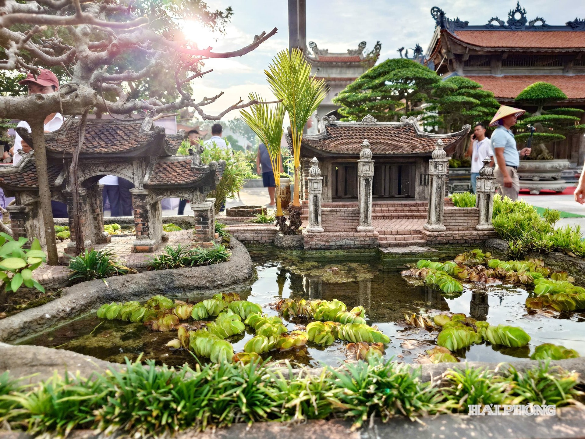 Tác phẩm 