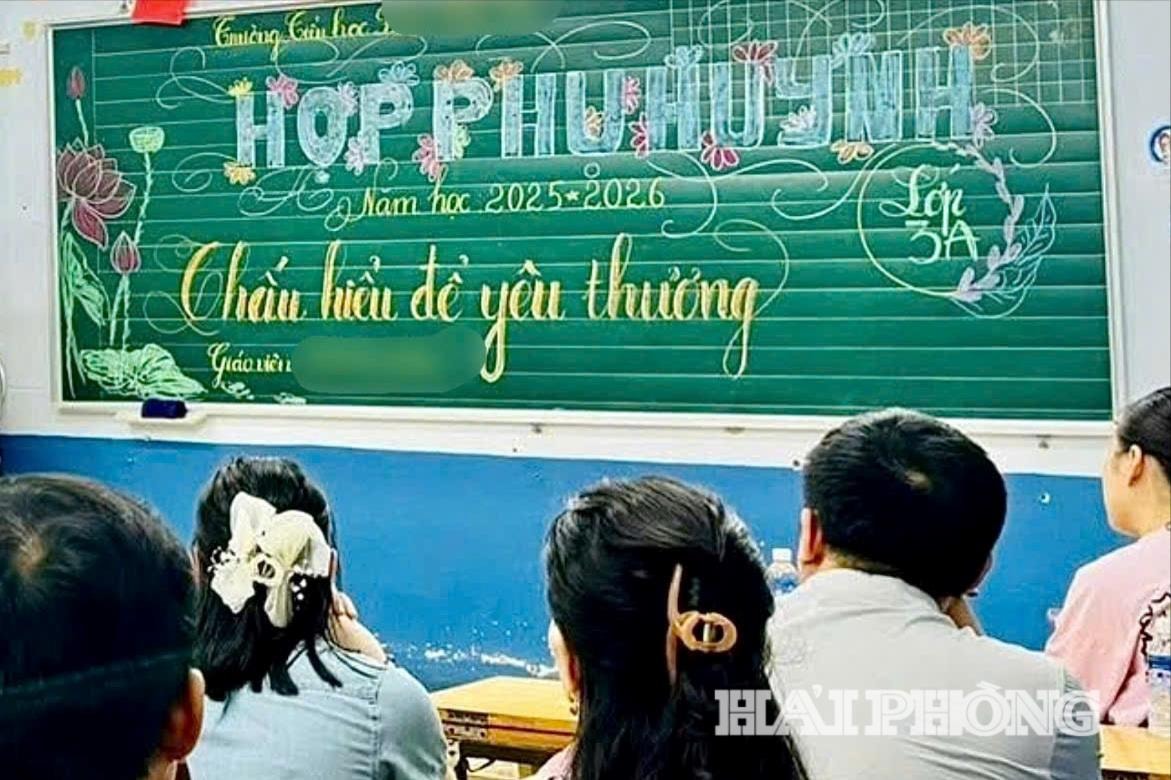 hop-phu-huynh(1).jpg