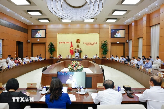 ttxvn-chu-tich-quoc-hoi-phat-bieu-khai-mac-phien-hop-thu-50-cua-uy-ban-thuong-vu-quoc-hoi-8324806-6.jpg