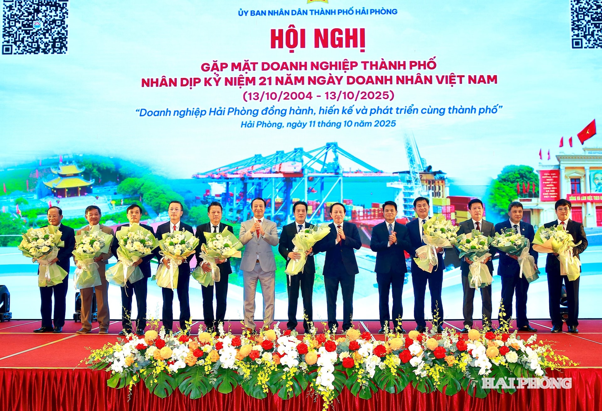 Bí thư Tỉnh ủy Vũ Đại Thắng Chúc Mừng Hiệp hội Doanh nghiệp Quảng Ninh Nhân Ngày Doanh nhân Việt Nam