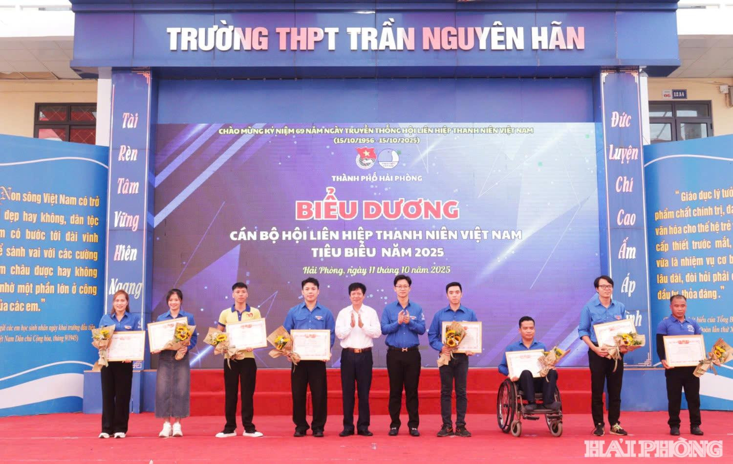 hoi-thanh-nien-1(1).jpg