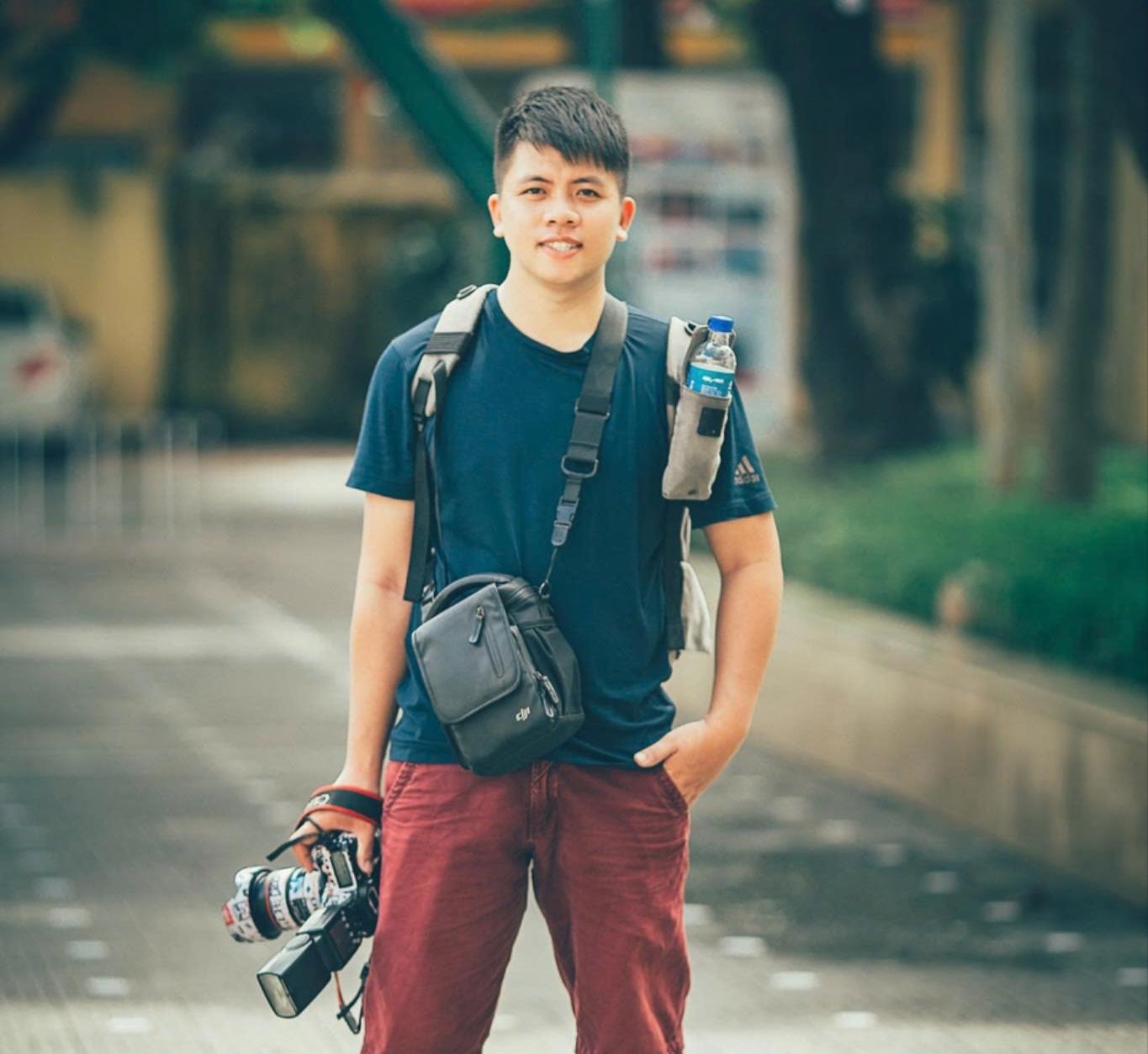 listen-si-nguyen-hoai-son-679ab2b21fe9626355f4788d17972626.jpg