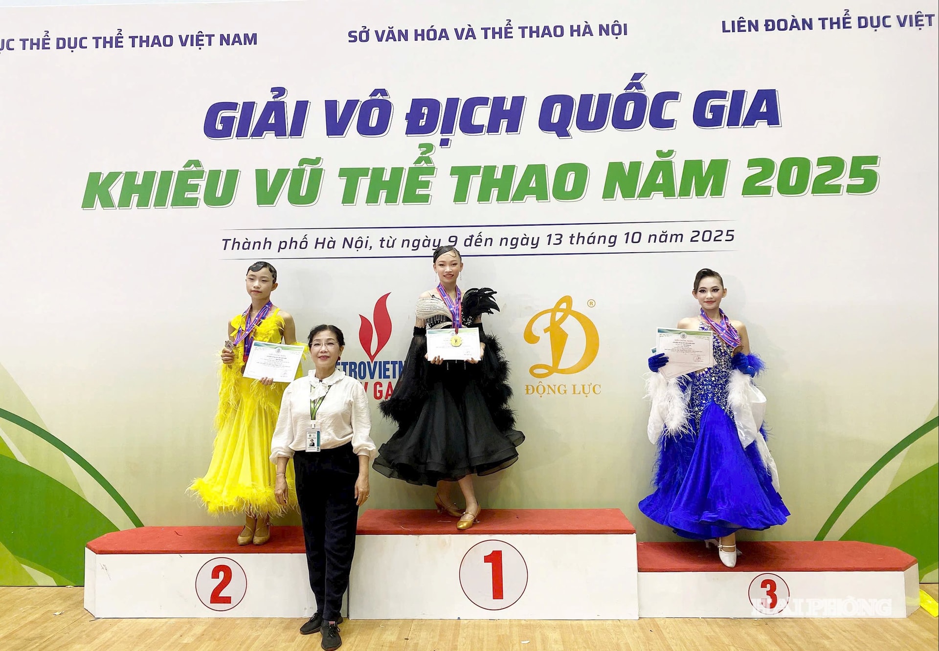 khieu-vu-the-thao-1.jpg