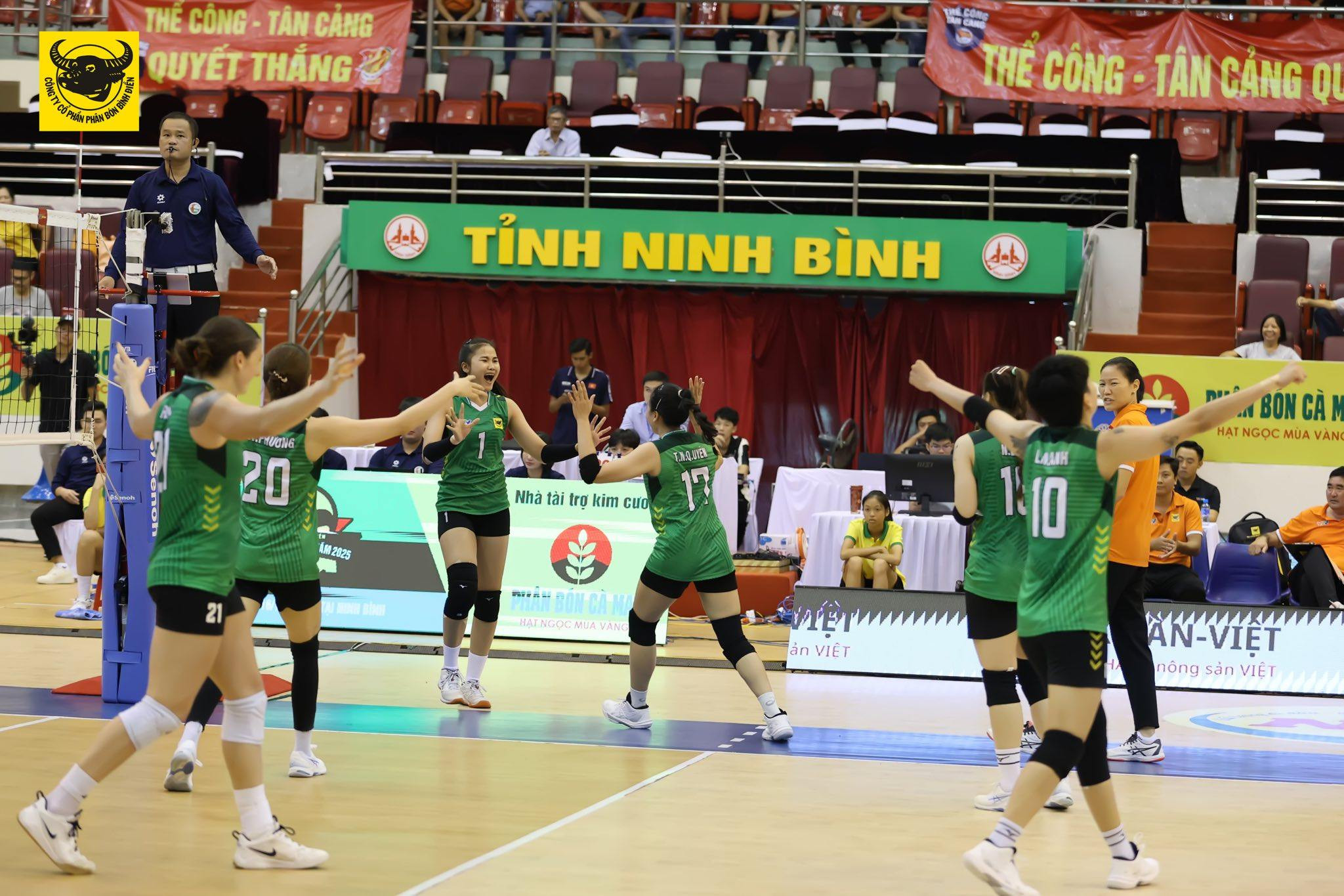 VTV Bình Điền Long An ngược dòng thắng LPBank Ninh Bình 3-2 trong trận chung kết, giành chức VĐQG 2025