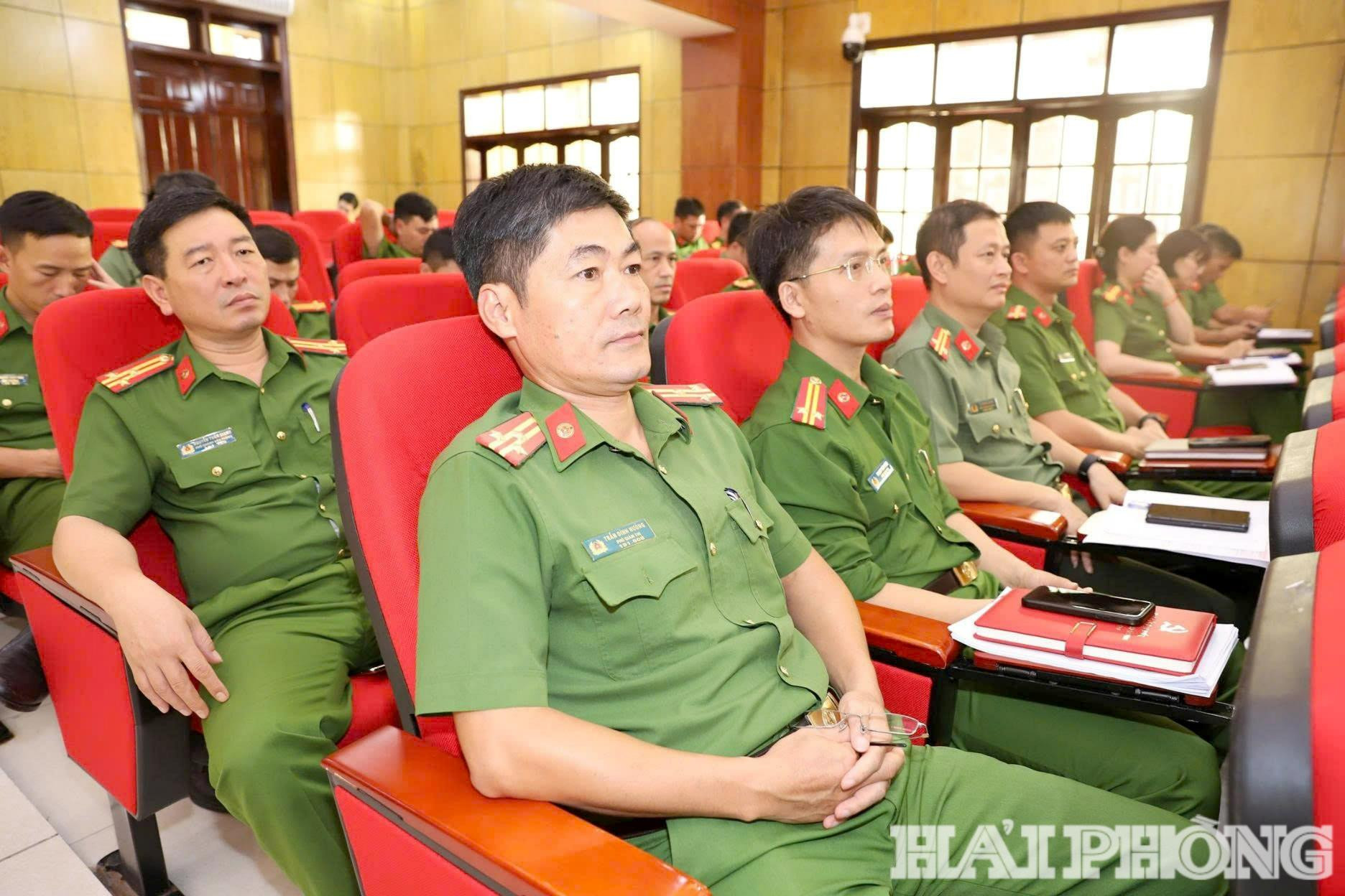 cong-an-hai-phong-4(1).jpg