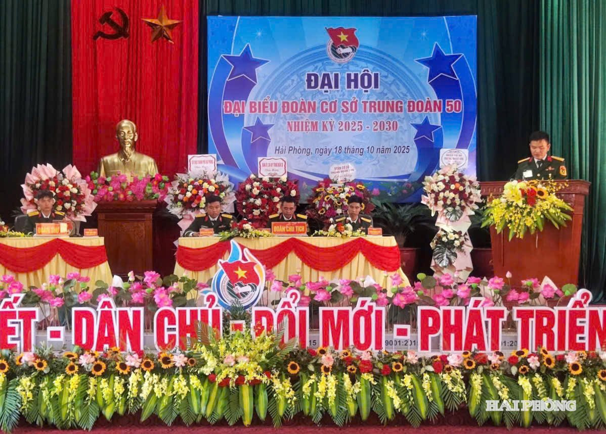 Đoàn Chủ tịch Đại hội Đoàn cơ sở Trung đoạn 50