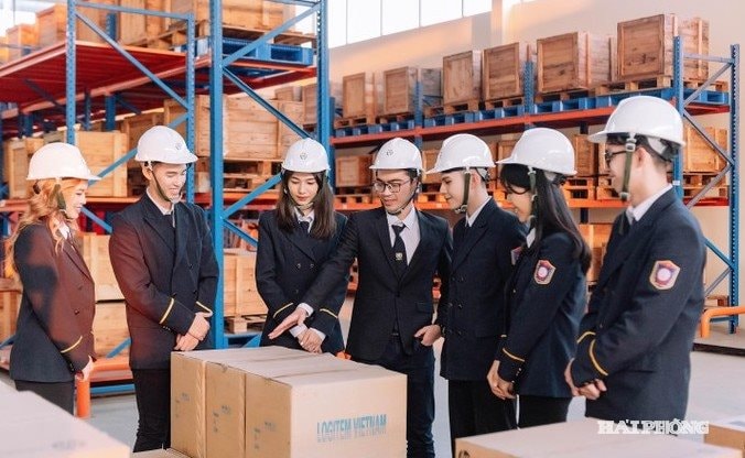 Logistikstudenter i praktiken.