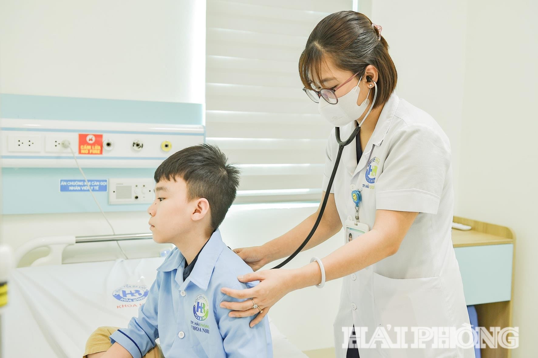 Barn är alltid prioriterade i vård och behandling på Hoa Binh General Hospital.