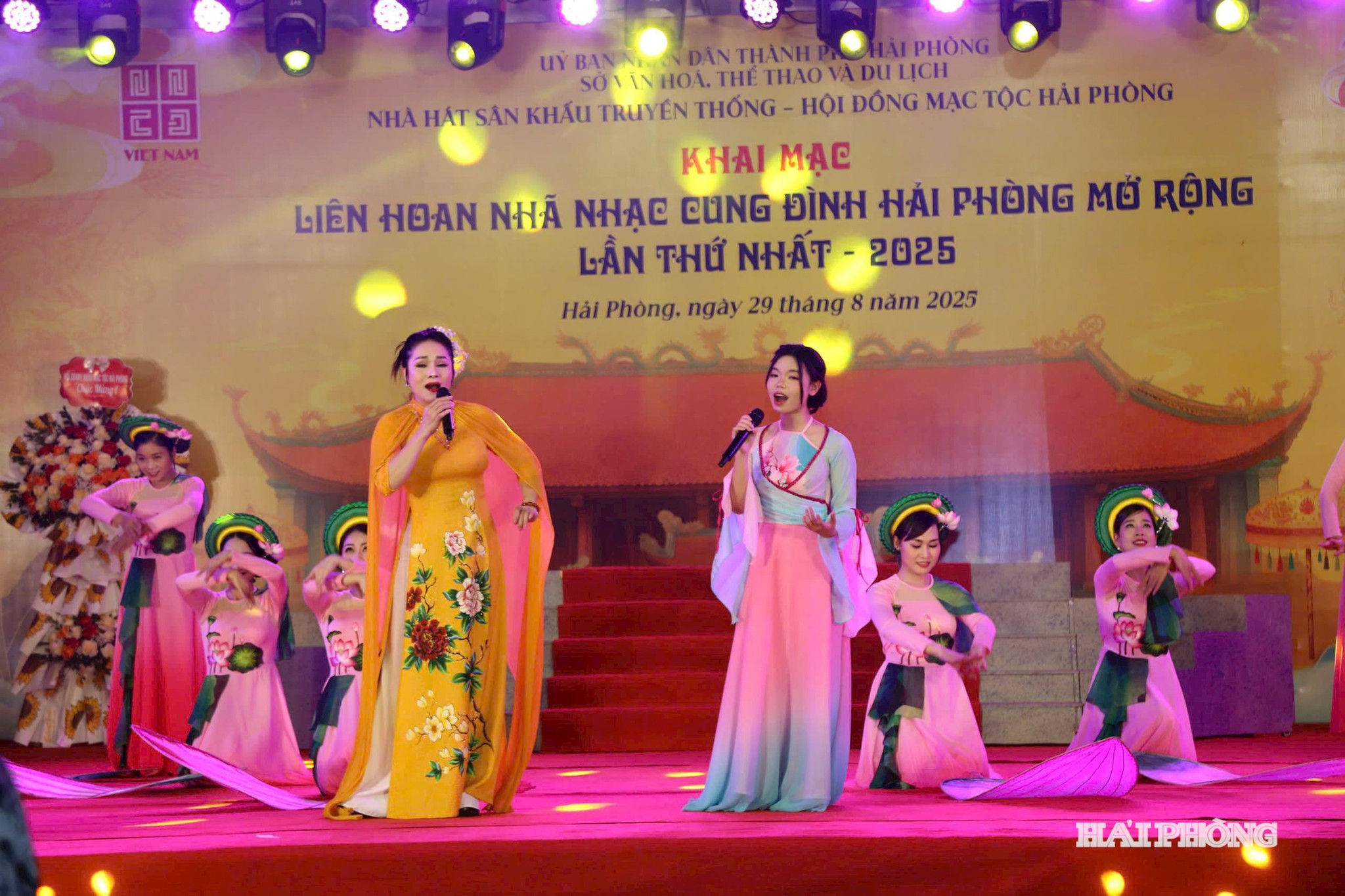 van-nghe.jpg