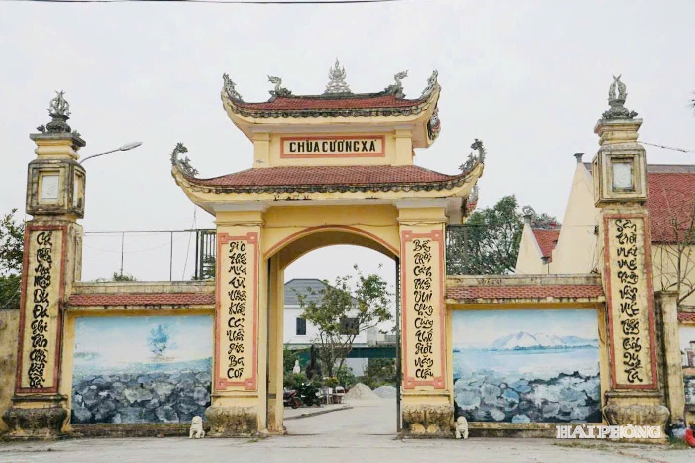 Chùa Cương Xá ở phường Tân Hưng.
