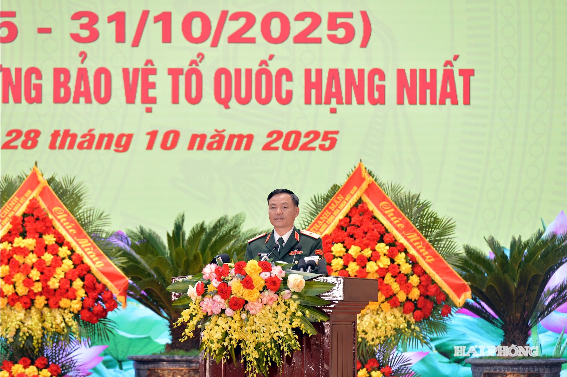 Thiếu tướng Lương Văn Kiểm, Tư lệnh Quân khu 3 đọc diễn văn tại Lễ kỷ niệm