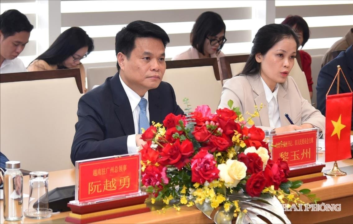 chu-tich-tiep-quang-dong4-c2f554da64919d1cfa0c3757082317f2-1-.jpg
