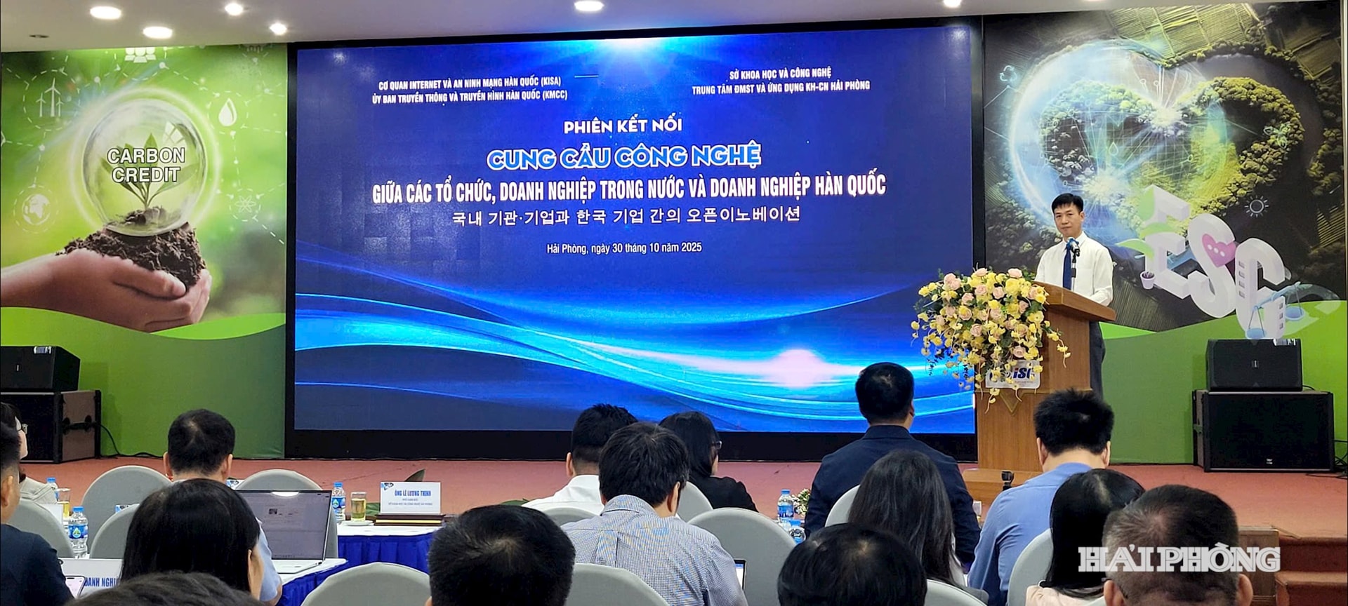 Phó giám đốc Sở Khoa học và Công nghệ Lê Lương Thịnh phát biểu khai mạc phiên kết nối.