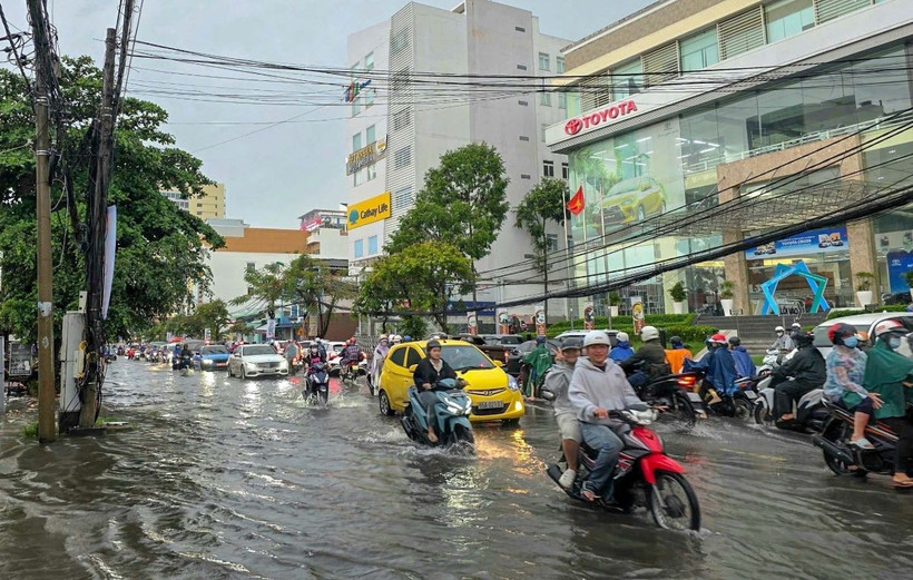 Mưa to gây ngập trên nhiều tỉnh, thành.(Ảnh: Thanh Liêm/TTXVN)