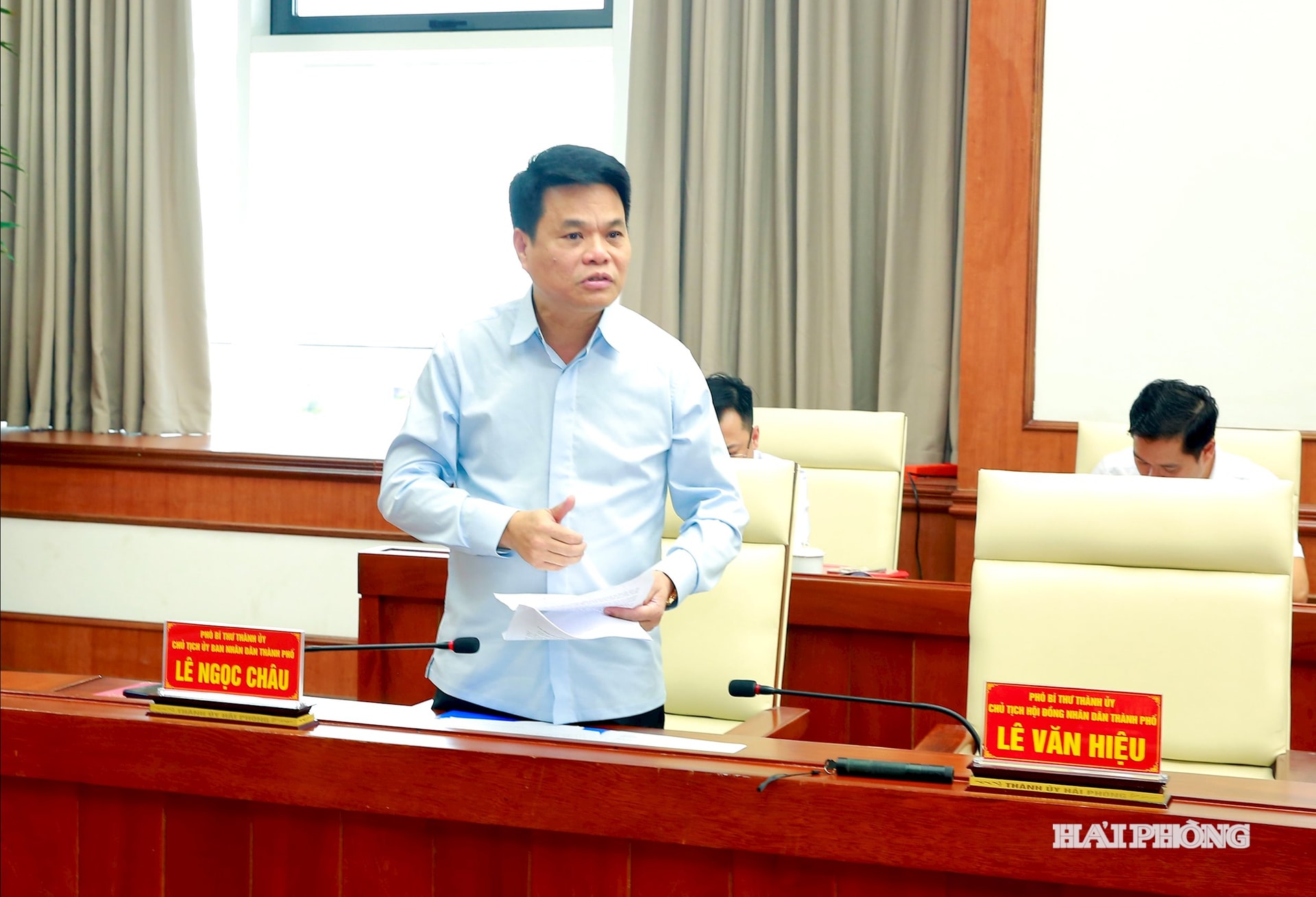 Đồng chí Lê Ngọc Châu, Phó bí thư Thành uỷ, Chủ tịch UBND thành phố phát biểu