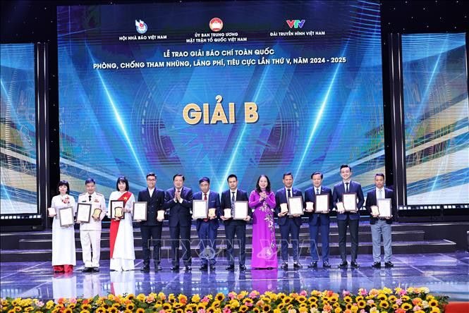 giai bao chi toan quoc