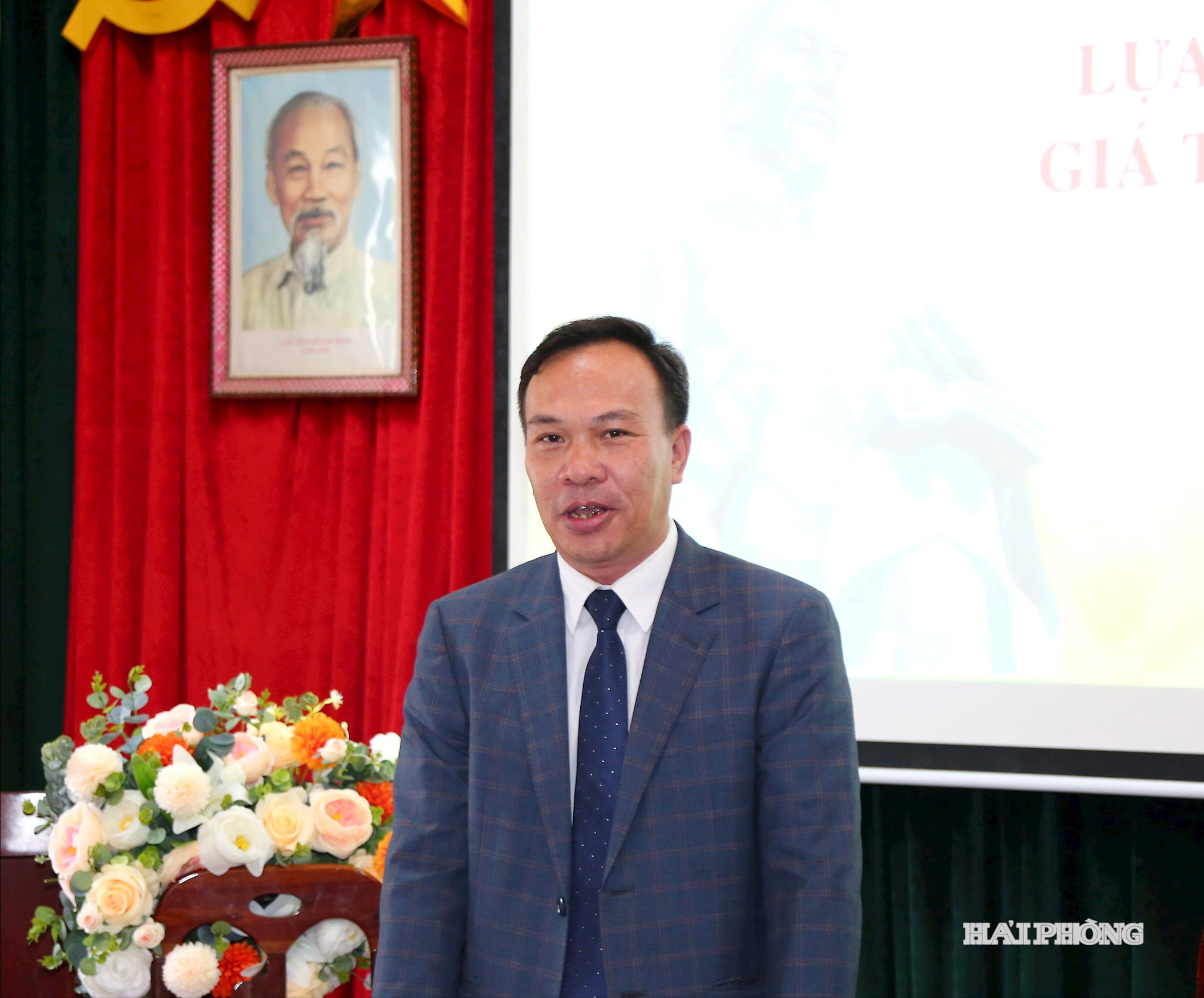 TS Phạm Văn Ánh, Viện Văn học đồng chủ trì Hội thảo. Ảnh Đỗ Hiền