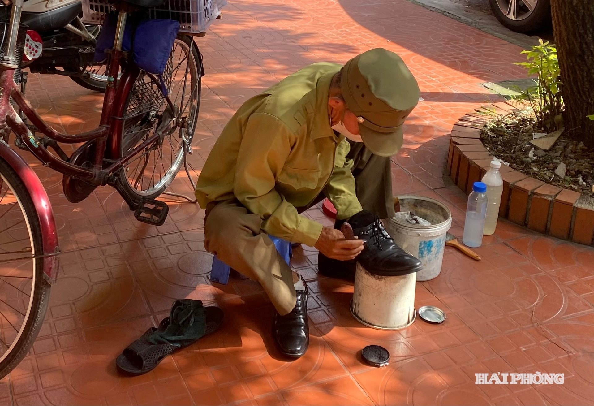 הזקן חסר השכל 2.jpg