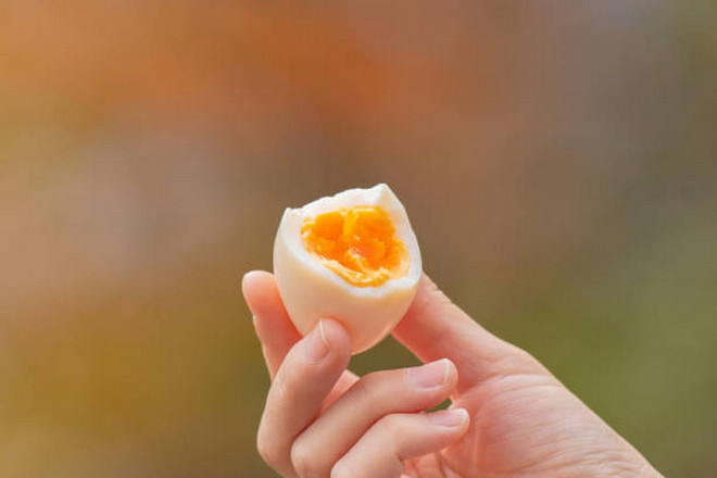 Trứng luộc. (Ảnh: iStock) trung-luoc.jpg