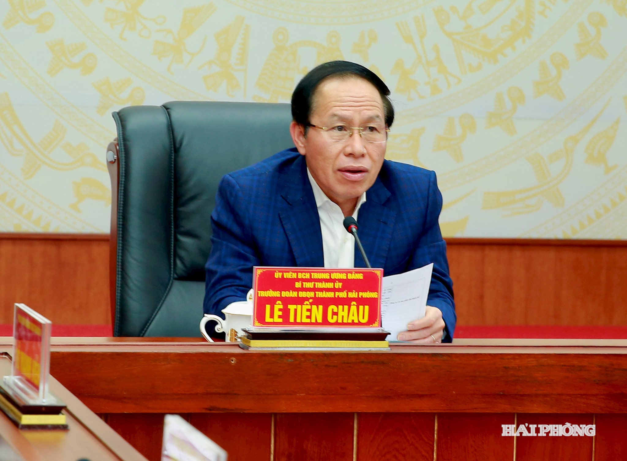 Đồng chí Lê Tiến Châu, Uỷ viên Trung ương Đảng, Bí thư Thành uỷ, Trưởng đoàn đại biểu Quốc hội Hải Phòng, Trưởng Ban vhir đạo chủ trì hội nghị